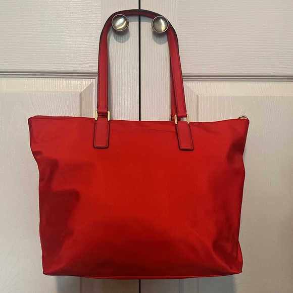 ♥️MICHAEL KORS♥️Dark Sangria Large Ariana Tote👜/NWOT - Picture 4 of 9